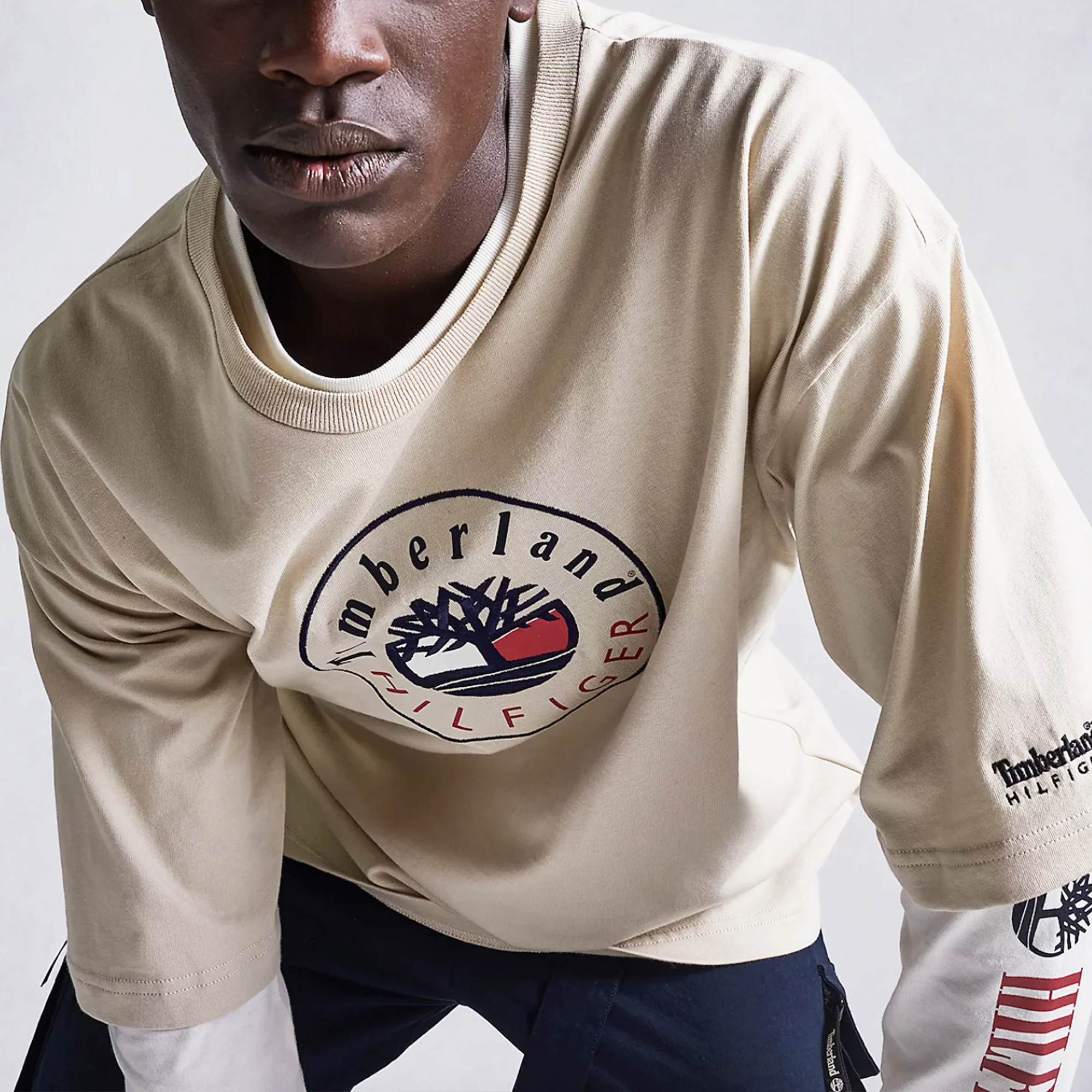 Tommy Hilfiger x Timberland Mens RI Logo SS T-Shirt 'Ivory' - Image 3